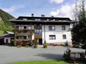 Ferienwohnungen im Haus Sonnleiten am Weissensee, Techendorf